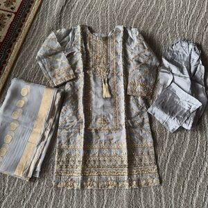 Women’s brand new Indian desi Pakistani traditional salwar kameez suit outfit M